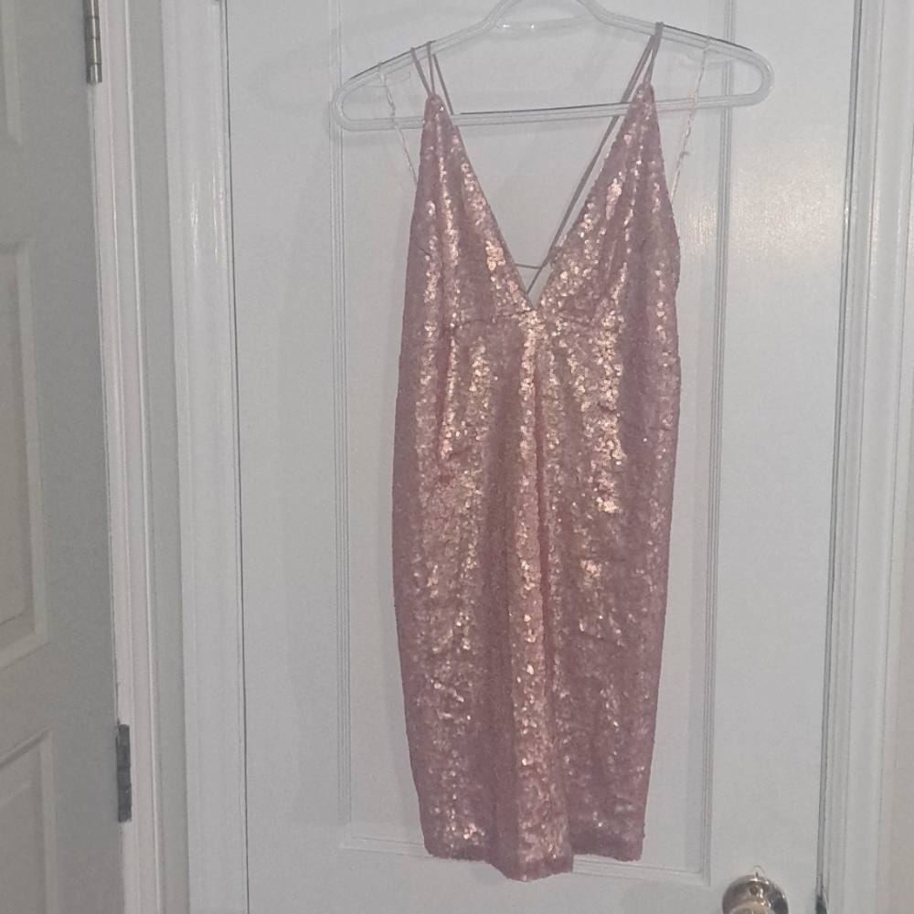 NWT Maddy K Rose Gold Sequin Mini With Strappy Back Sz M